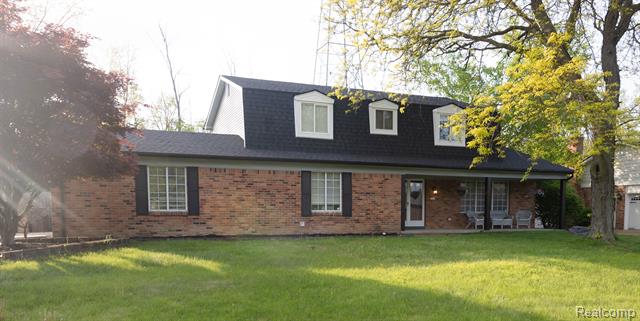 front view picture of 5109 Vincent Trail, Shelby Township, MI. 48316
