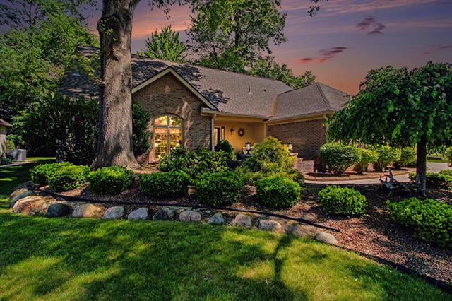 front view picture of 14017 Towering Oaks, Utica, MI. 48315