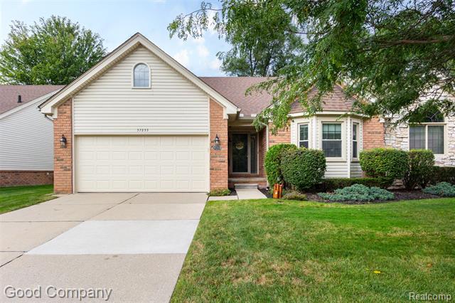 front view picture of 57253 Megan Dr, Washington, MI. 48094