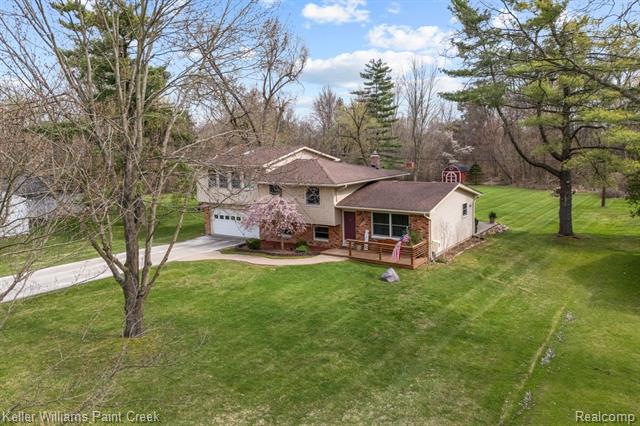 front view picture of 7466 Lindrath, Washington, MI. 48094
