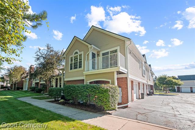 front view picture of 56543 Scotland Blvd, Shelby Township, MI. 48316