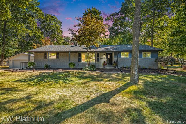 front view picture of 58152 Carbine, Washington, MI. 48094