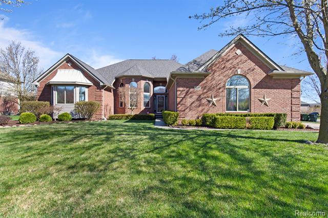front view picture of 7689 Birch Ln, Shelby Township, MI. 48316