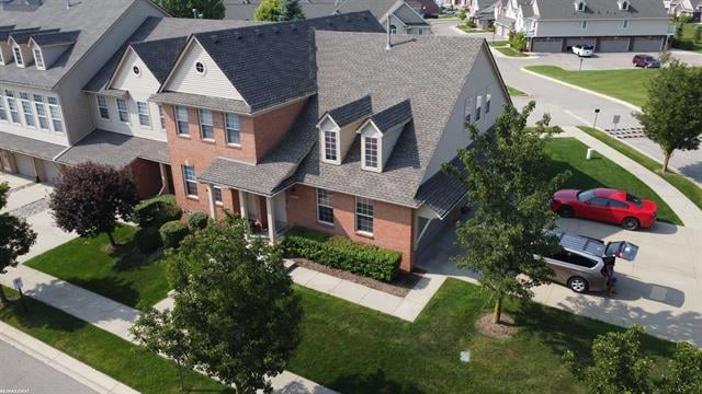 front view picture of 5022 Paladin Dr, Shelby Township, MI. 48316