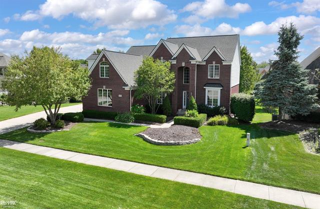 front view picture of 2352 Nickelby, Shelby Township, MI. 48316