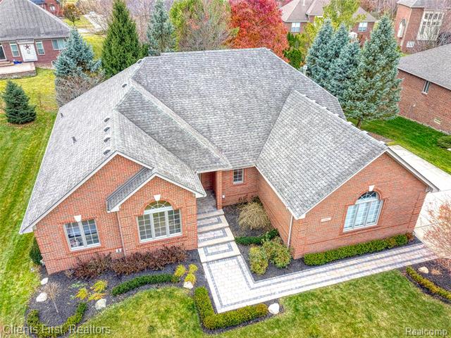 front view picture of 63605 Williamsburg, Washington, MI. 48095