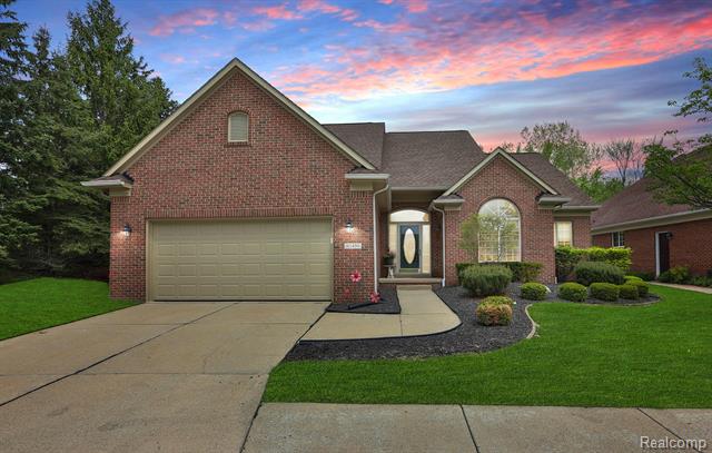front view picture of 61450 Wedgewood Dr, Washington, MI. 48094