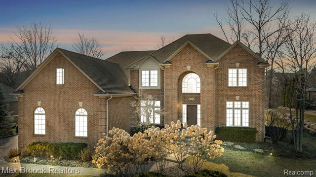 front view picture of 62951 Tournament Dr, Washington, MI. 48094