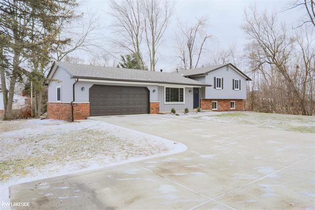 front view picture of 8210 28 Mile, Washington, MI. 48094
