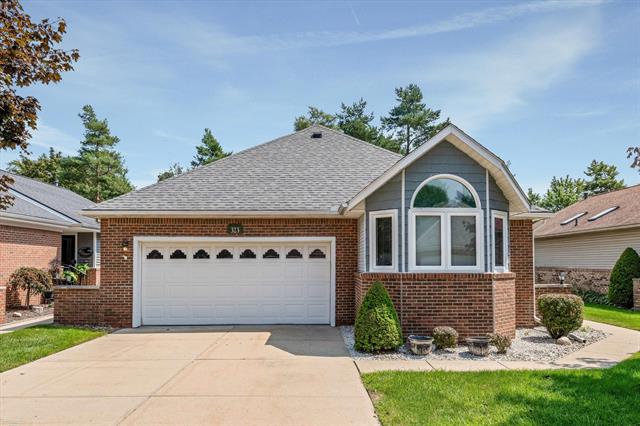 front view picture of 323 Mae Ct, Romeo, MI. 48065