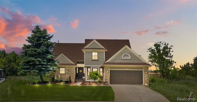 front view picture of 70700 Hillside Ct, Romeo, MI. 48065