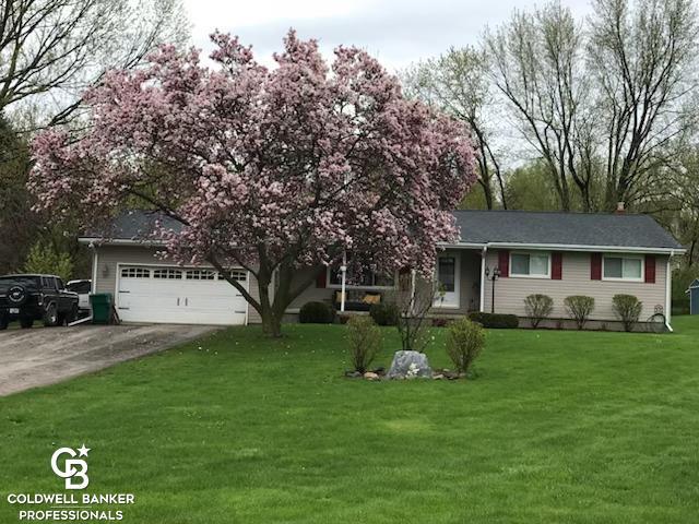 front view picture of 11300 33 Mile Road, Romeo, MI. 48065