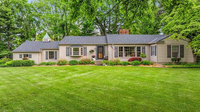 front view picture of 277 Gates Street, Romeo, MI. 48065