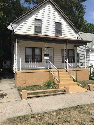 front view picture of 8033 Jackson, Warren, MI. 48089