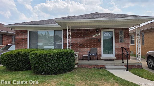 front view picture of 17050 Stricker, Eastpointe, MI. 48021