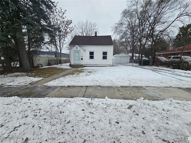 front view picture of 20737 Nummer, Warren, MI. 48089