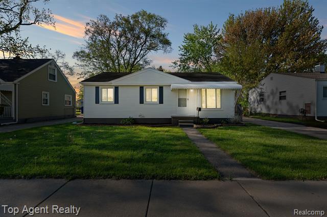 front view picture of 11354 Jackson, Warren, MI. 48089