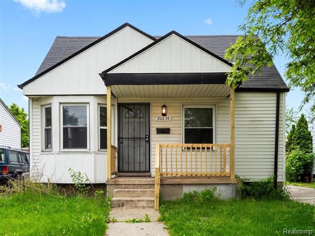 front view picture of 20834 Eastwood, Warren, MI. 48089