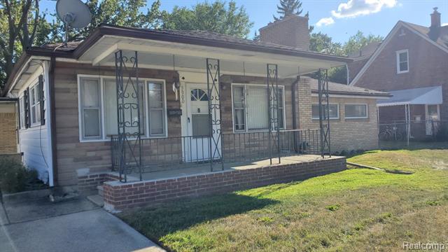 front view picture of 3900 Berkshire, Warren, MI. 48091
