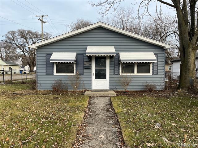front view picture of 20882 Helle, Warren, MI. 48089