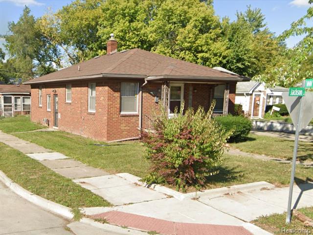 front view picture of 7201 Jackson, Warren, MI. 48091