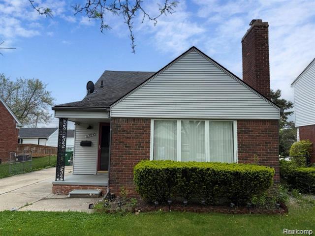 front view picture of 16544 Stricker, Eastpointe, MI. 48021
