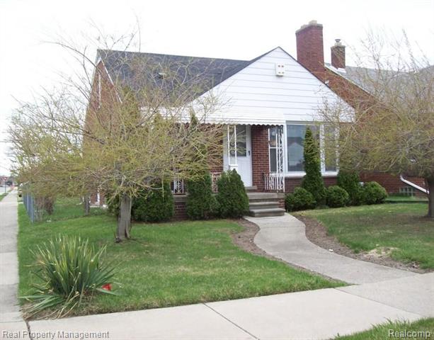 front view picture of 15162 Sprenger, Eastpointe, MI. 48021