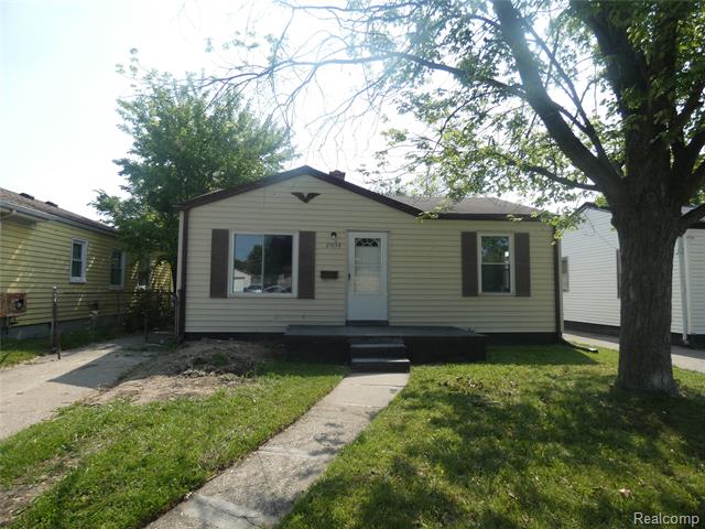 front view picture of 21054 Ehlert, Warren, MI. 48089