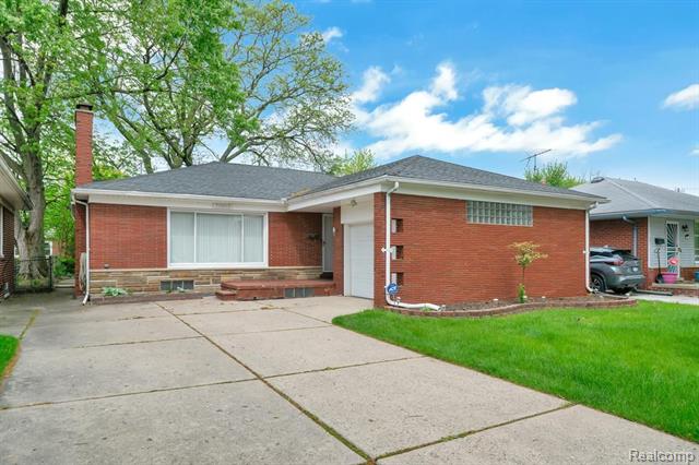 front view picture of 20803 Virginia, Eastpointe, MI. 48021