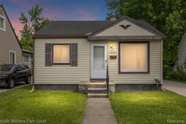 front view picture of 12777 Sherman, Warren, MI. 48089