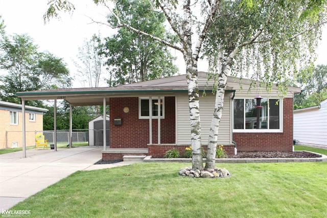 front view picture of 22830 Sunnyside, Saint Clair Shores, MI. 48080