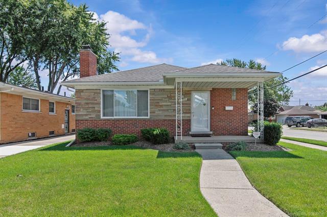 front view picture of 17300 Ego, Eastpointe, MI. 48021