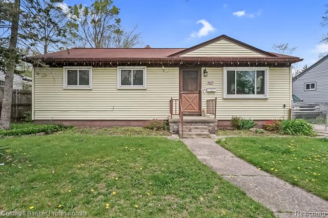 front view picture of 3815 Toepfer, Warren, MI. 48091