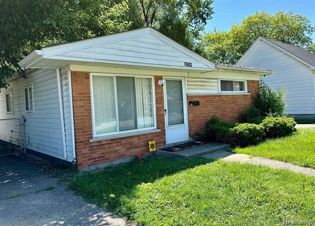 front view picture of 7602 Orchard, Warren, MI. 48091