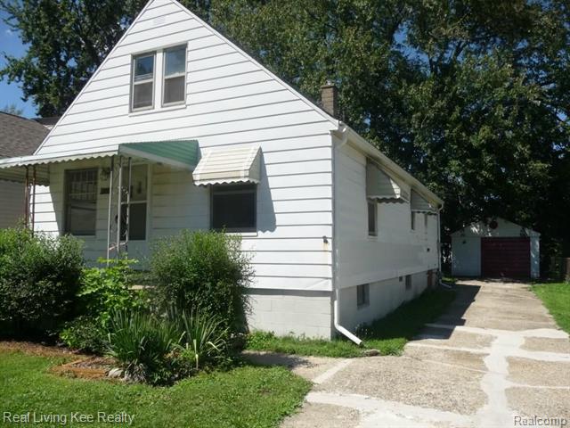 front view picture of 8127 Orchard, Warren, MI. 48089