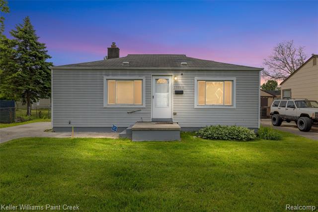 front view picture of 13350 Sidonie, Warren, MI. 48089