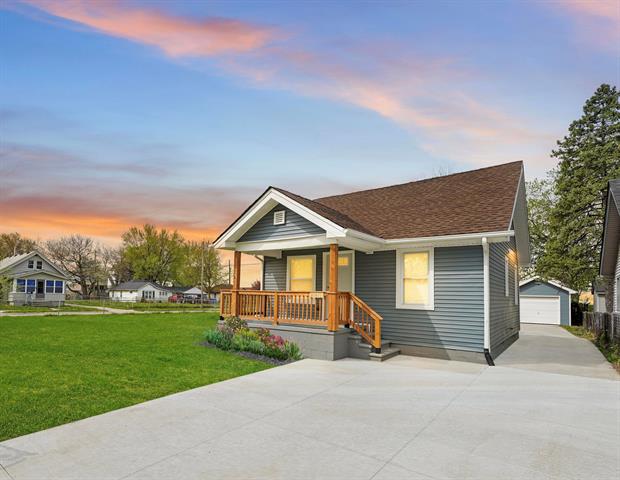 front view picture of 21611 Conners, Warren, MI. 48091