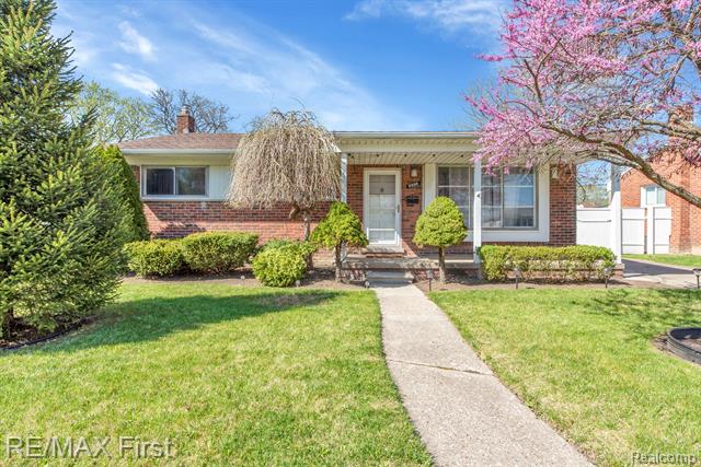 front view picture of 3355 Jarvis, Warren, MI. 48091