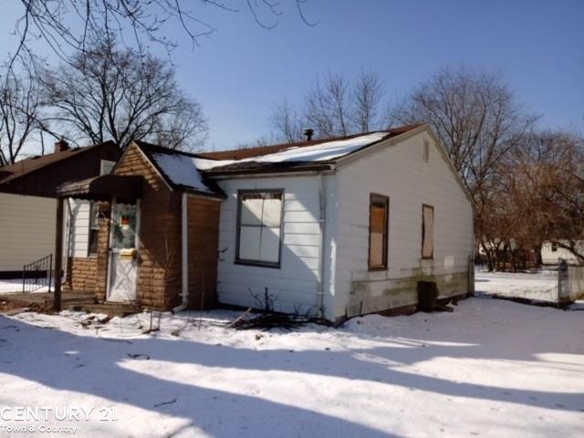 front view picture of 21957 Panama, Warren, MI. 48091