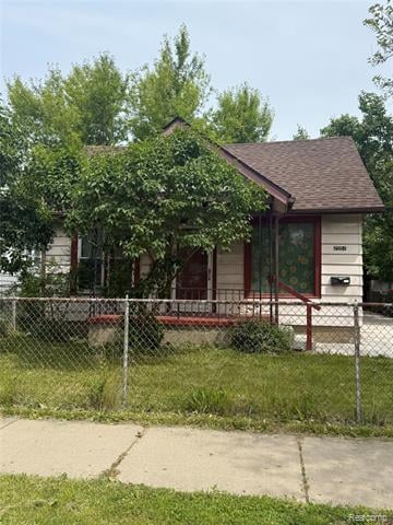 front view picture of 7551 Toepfer, Warren, MI. 48091