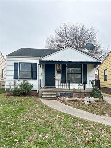 front view picture of 11116 Studebaker, Warren, MI. 48089