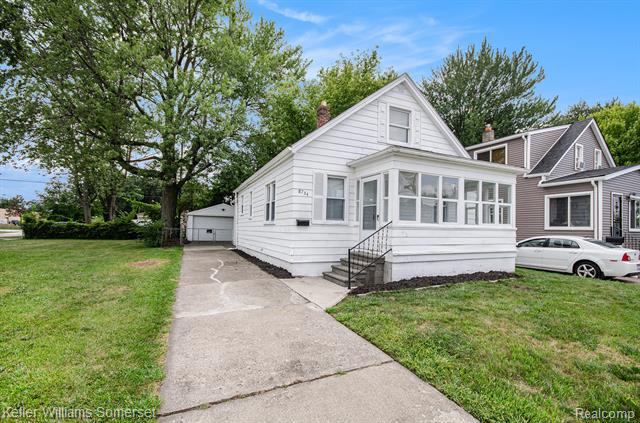 front view picture of 8734 Chalmers, Warren, MI. 48089