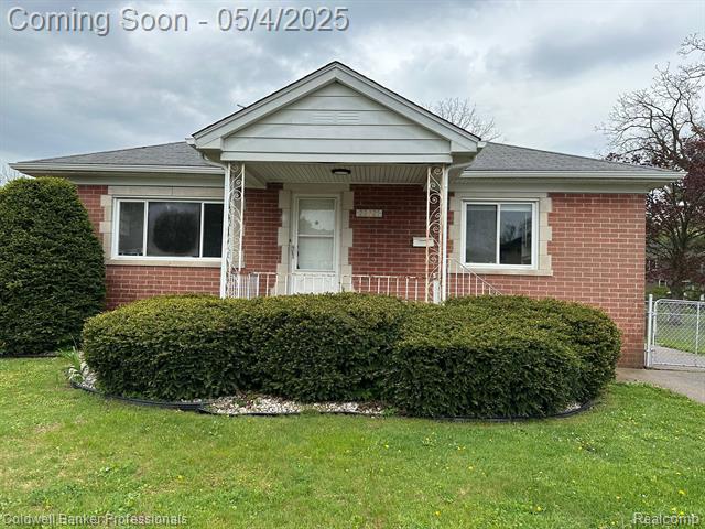 front view picture of 22521 Panama, Warren, MI. 48091
