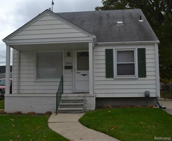front view picture of 22644 Maxine, Saint Clair Shores, MI. 48080