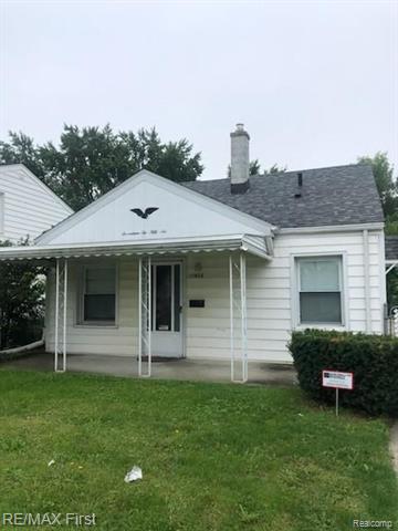 front view picture of 17656 Toepfer, Eastpointe, MI. 48021