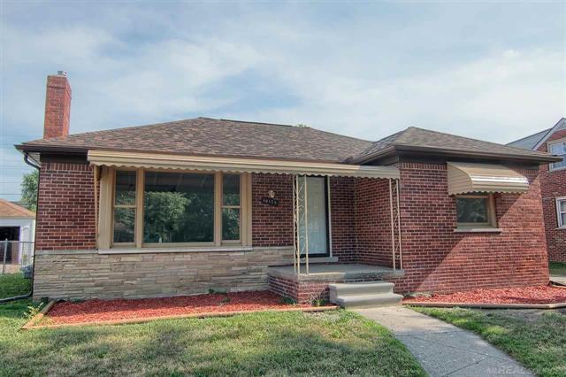 front view picture of 16125 Lincoln, Eastpointe, MI. 48021