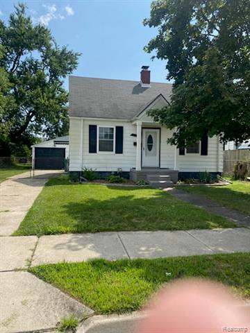 front view picture of 21746 Lambrecht, Eastpointe, MI. 48021
