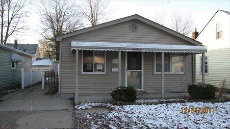 front view picture of 21816 Rosedale, Saint Clair Shores, MI. 48080
