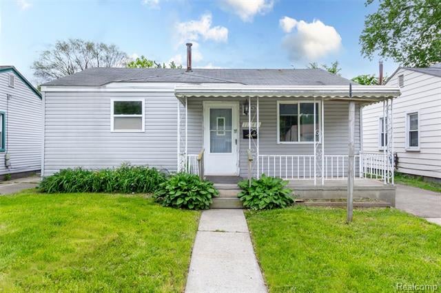 front view picture of 11246 Hudson, Warren, MI. 48089