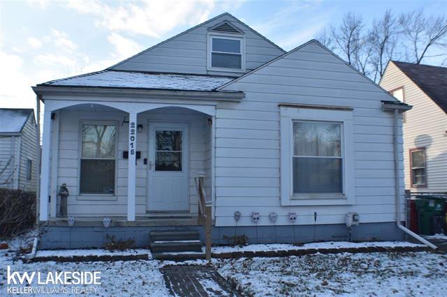 front view picture of 22015 Saxony, Eastpointe, MI. 48021